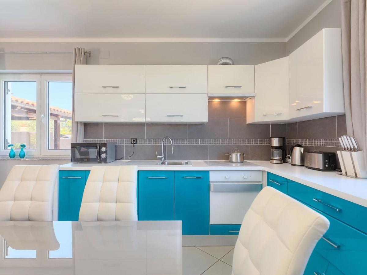 Holiday Home Villa Valentina By Interhome Loborika Dış mekan fotoğraf
