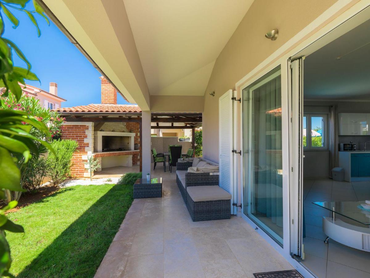 Holiday Home Villa Valentina By Interhome Loborika Dış mekan fotoğraf