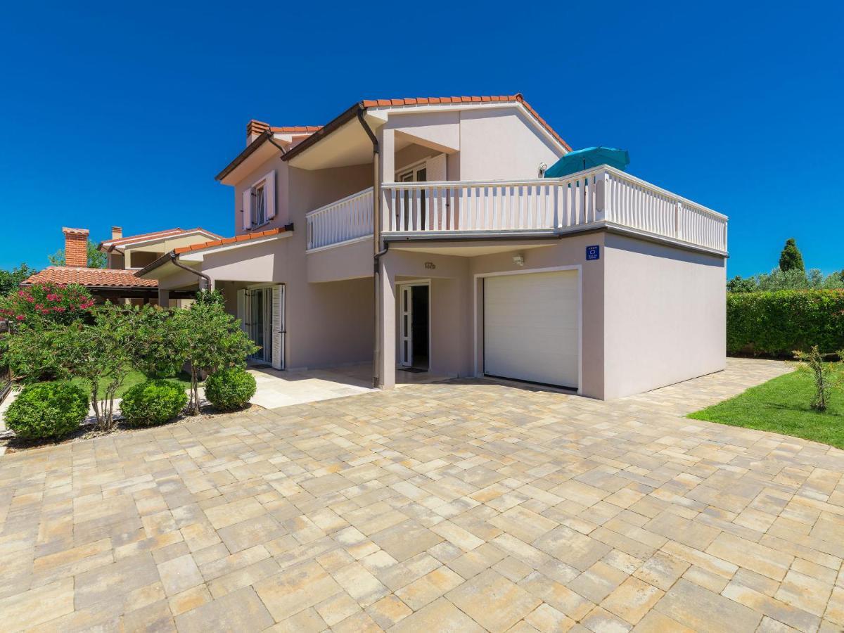 Holiday Home Villa Valentina By Interhome Loborika Dış mekan fotoğraf