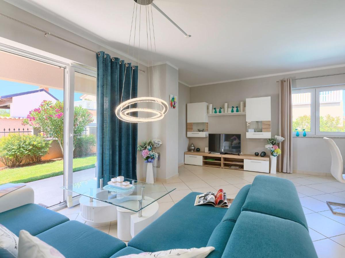 Holiday Home Villa Valentina By Interhome Loborika Dış mekan fotoğraf