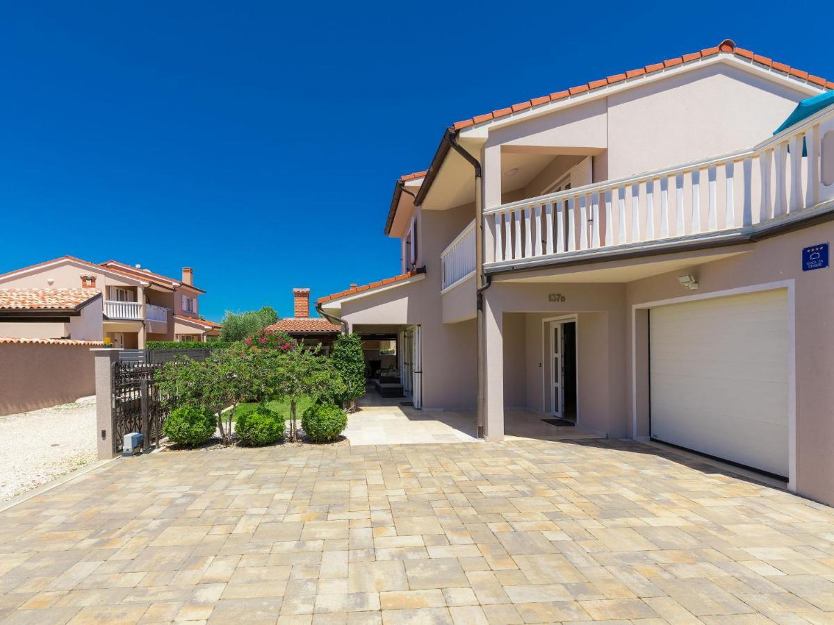 Holiday Home Villa Valentina By Interhome Loborika Dış mekan fotoğraf